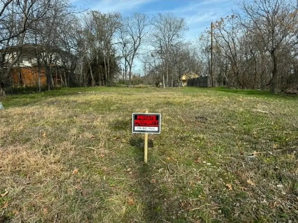 1625 E Leuda Street, Fort Worth