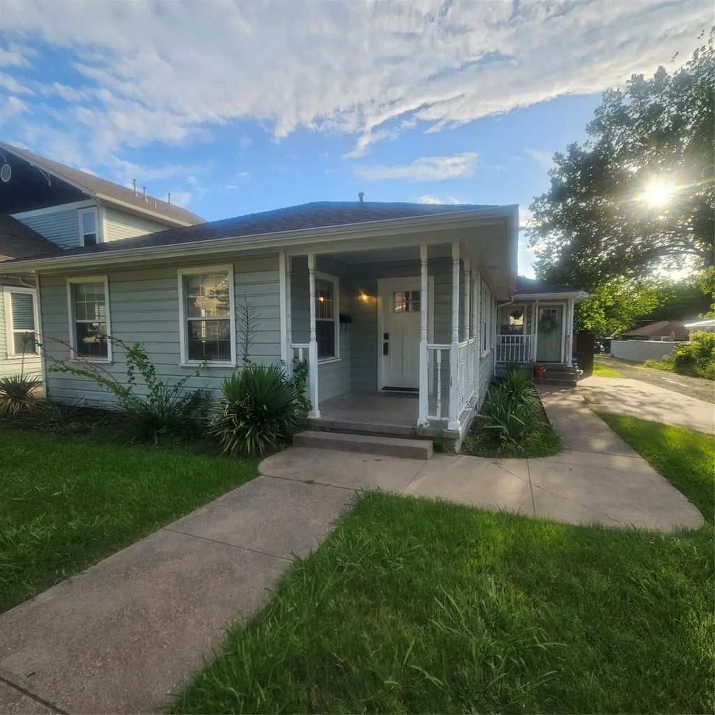 307 N Bradley Street A, McKinney