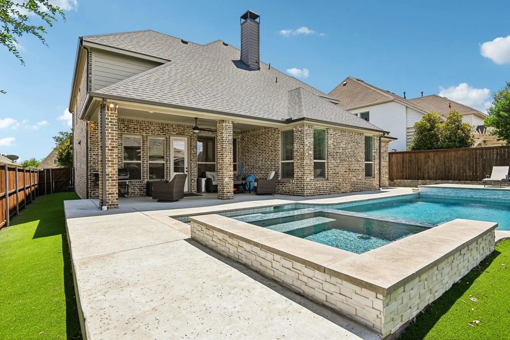 916 Champions Court, Roanoke