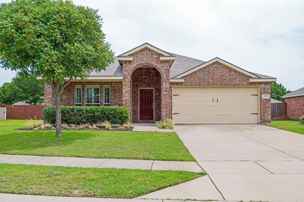 1097 Luton Drive, Prosper
