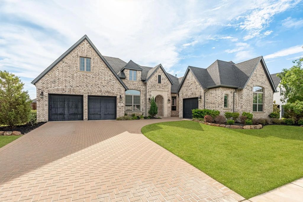 420 St. John Lane, Prosper