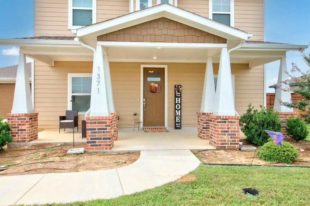 1371 Orange Blossom Court, Gainesville