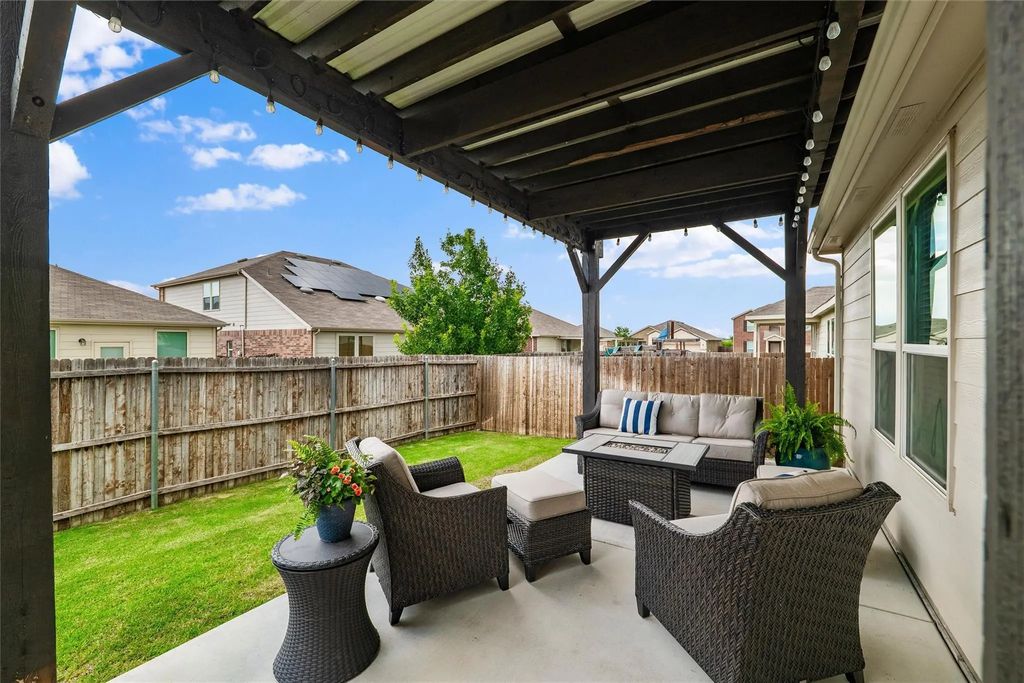 2341 Parda Alpina Lane, Fort Worth