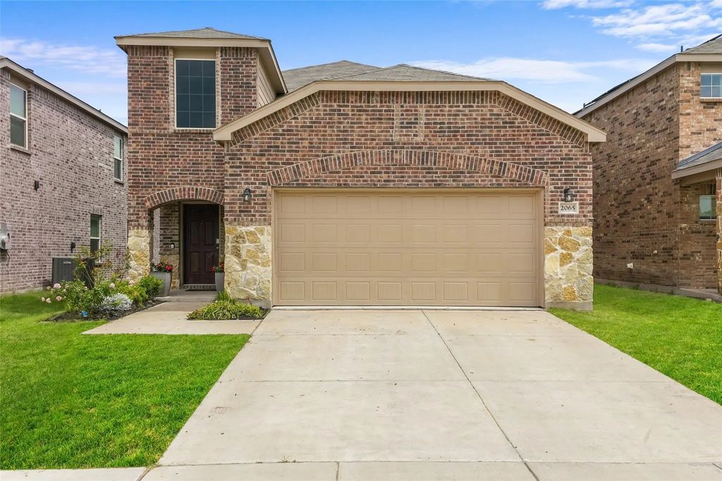 2065 Henrietta Drive, Forney