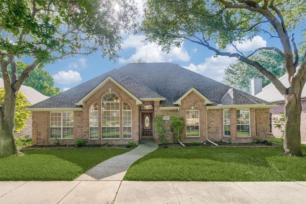 6302 Hidden Springs, Garland