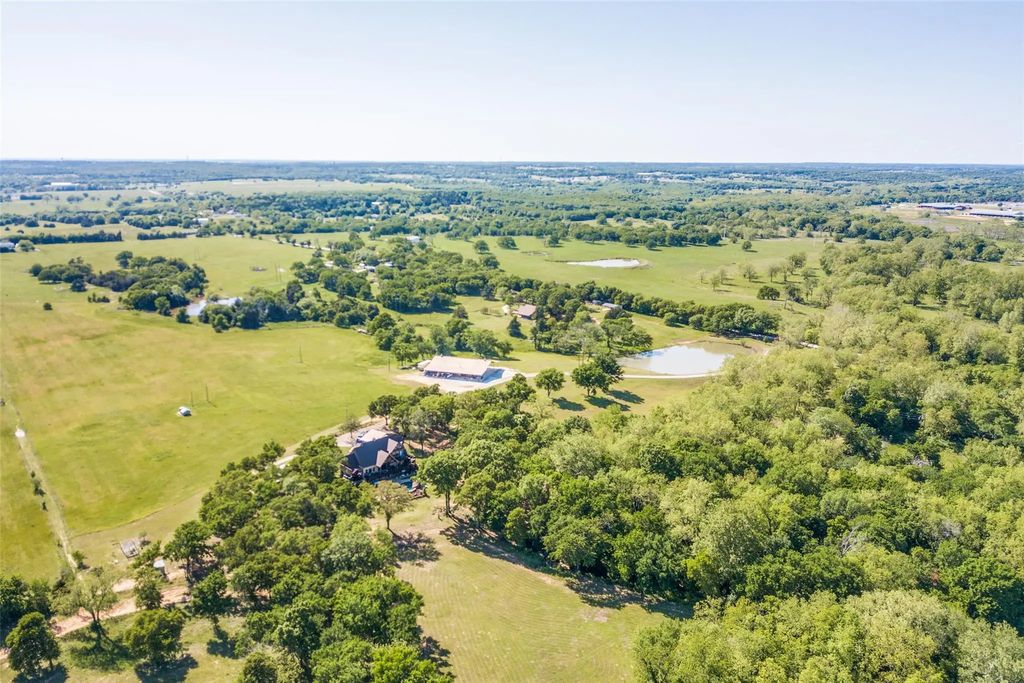 1510 Hawkins Road, Whitesboro