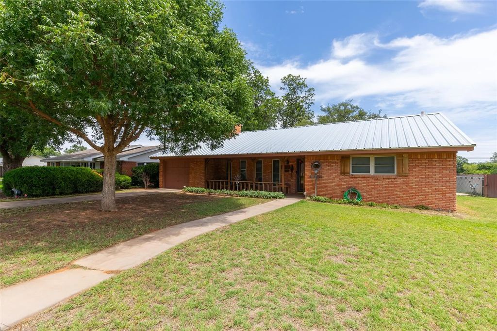 1800 N Avenue F, Haskell