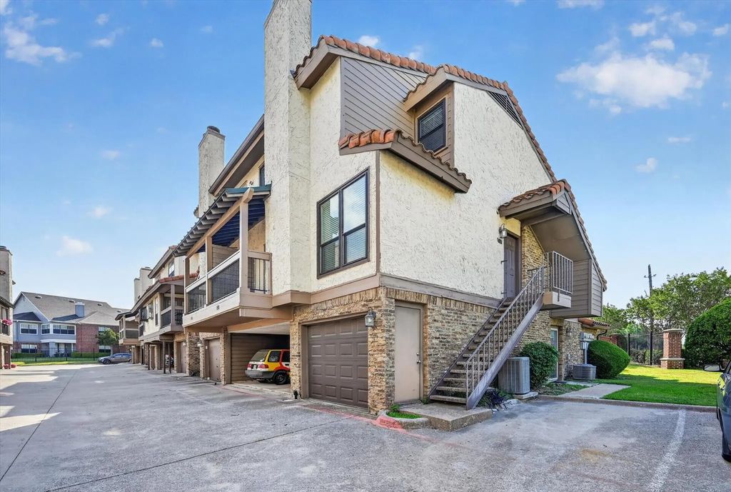 336 Melrose Drive 21d, Richardson