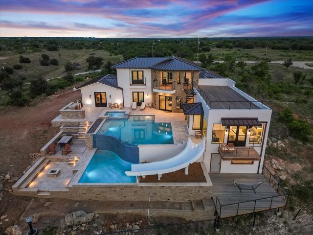 7077 W Hells Gate Drive, Strawn