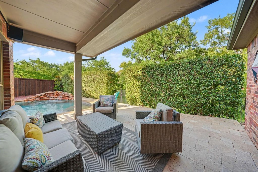 4541 Seventeen Lakes Court, Fort Worth