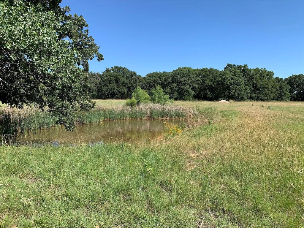 100 W Huron Circle, Nocona
