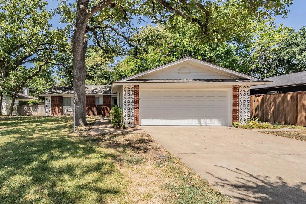 602 Buffalo Drive, Arlington