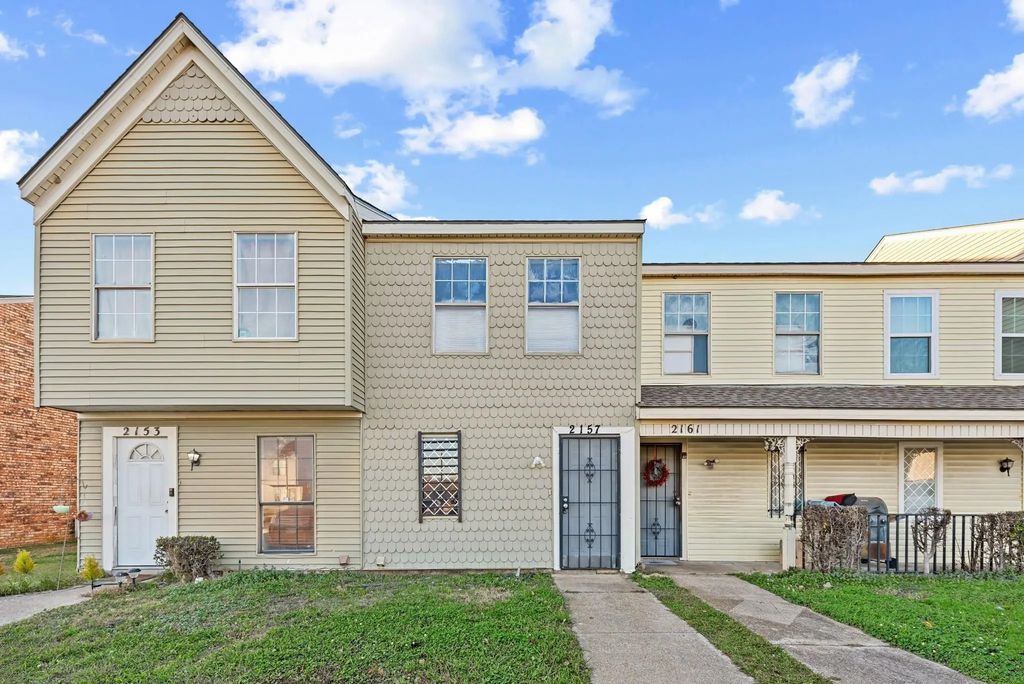 2157 Aspen Drive, Dallas