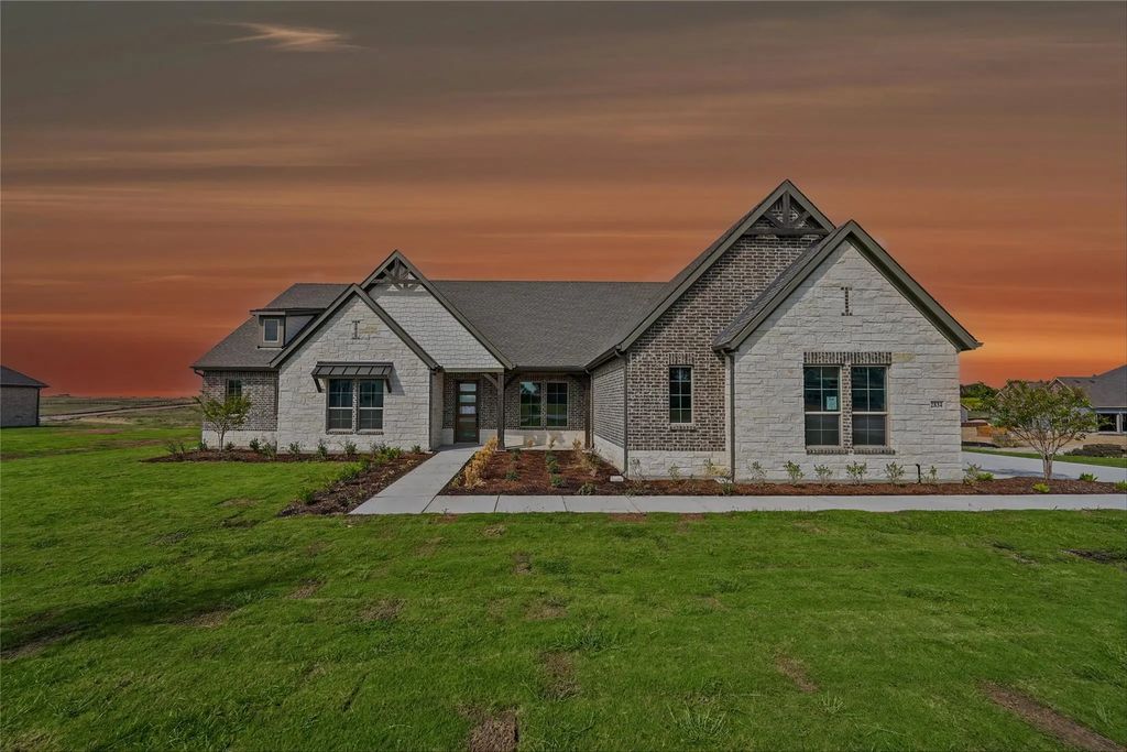 2834 Geneva Way, Blue Ridge