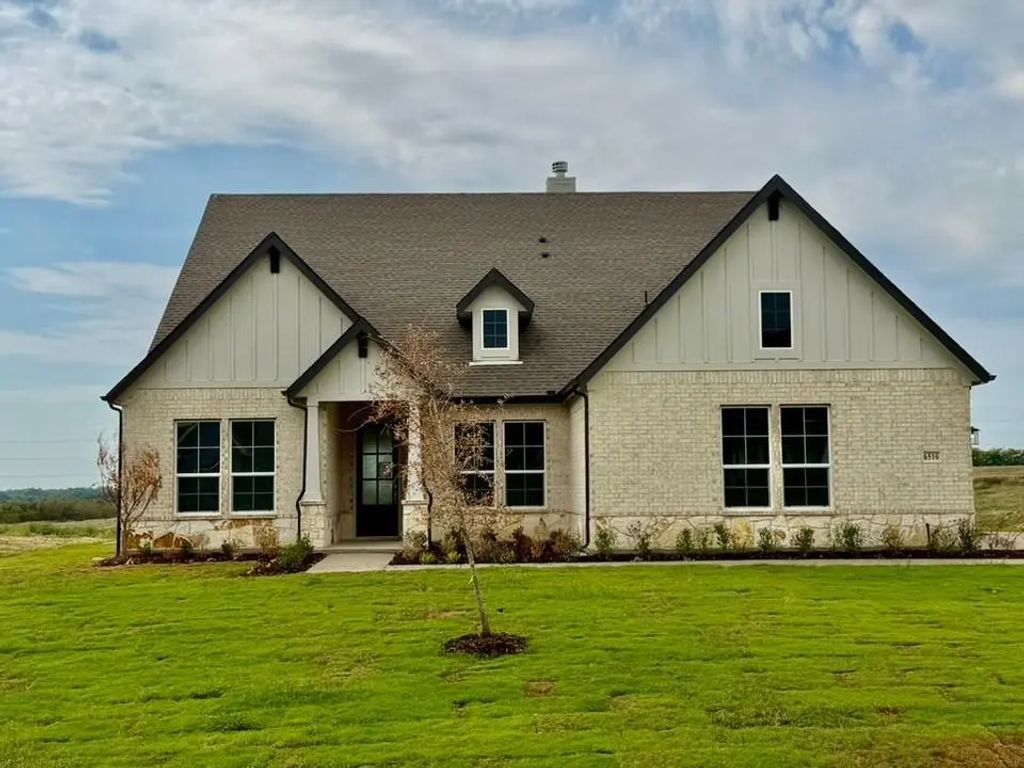6516 Huron Drive, Blue Ridge