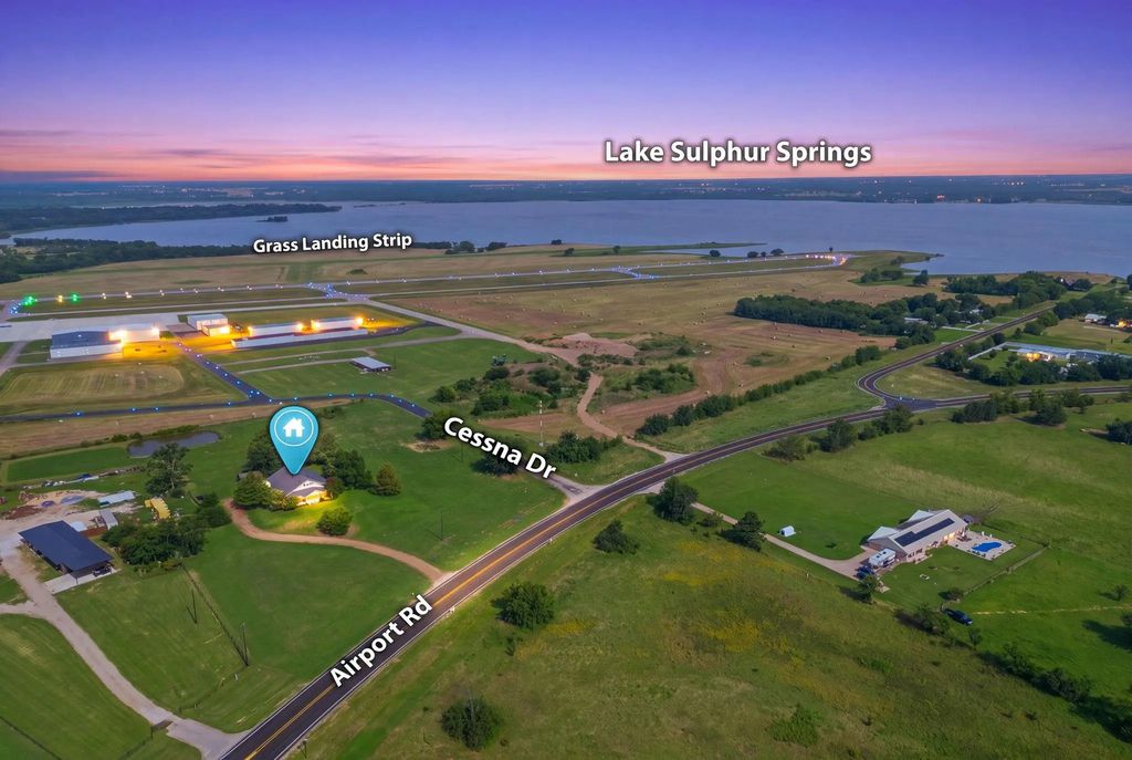 1421 Airport Road, Sulphur Springs