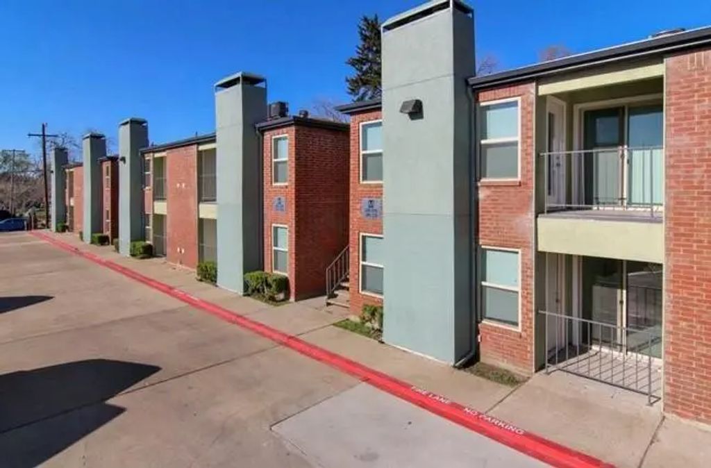4622 Monarch Street 205, Dallas
