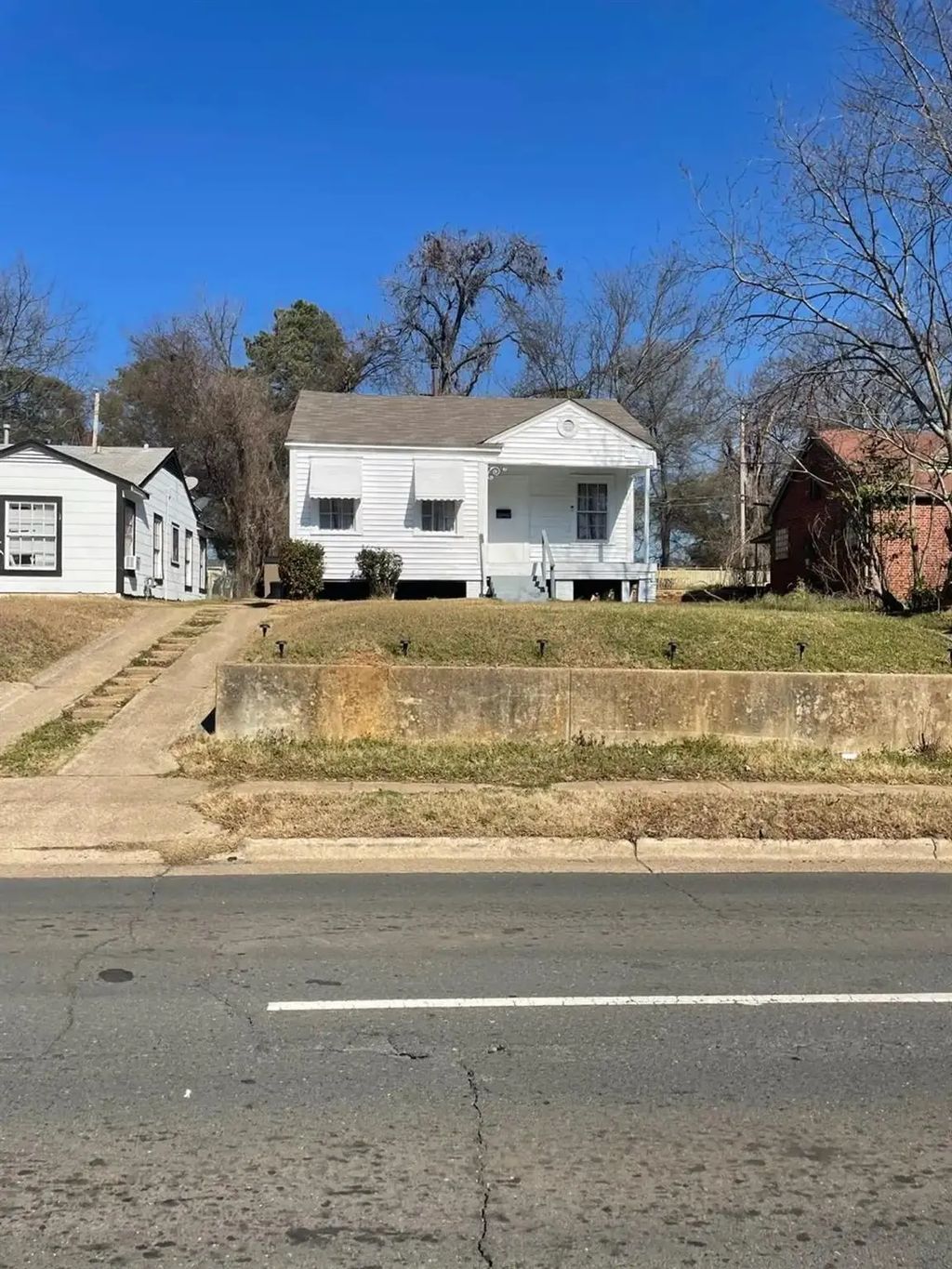 3548 Lakeshore Drive, Shreveport