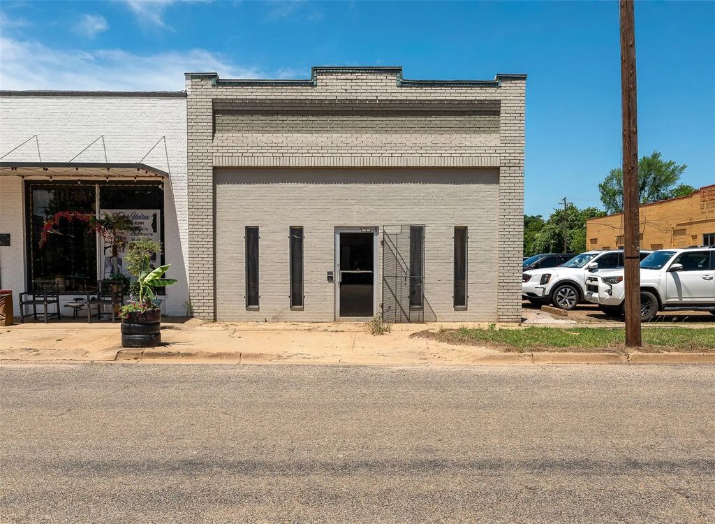 409 N Prairieville Street, Athens