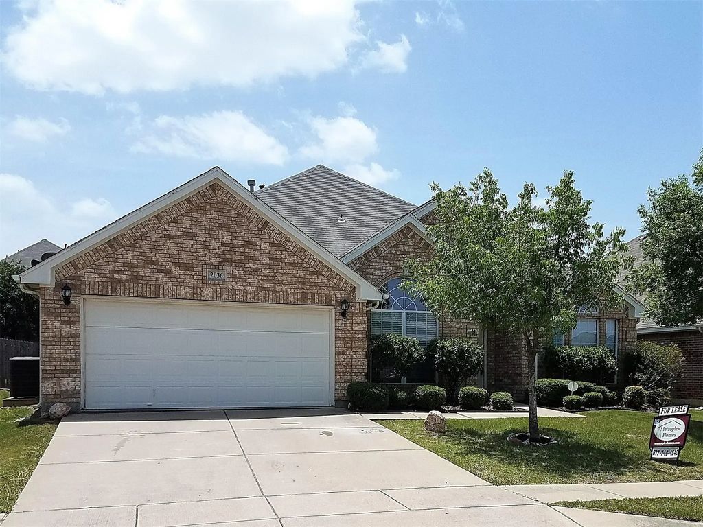 2036 El Camino Drive, Fort Worth