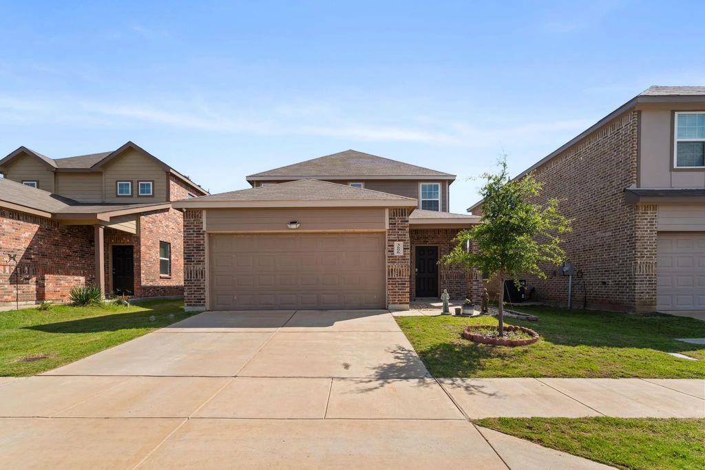 3606 Kings Drive, Ennis