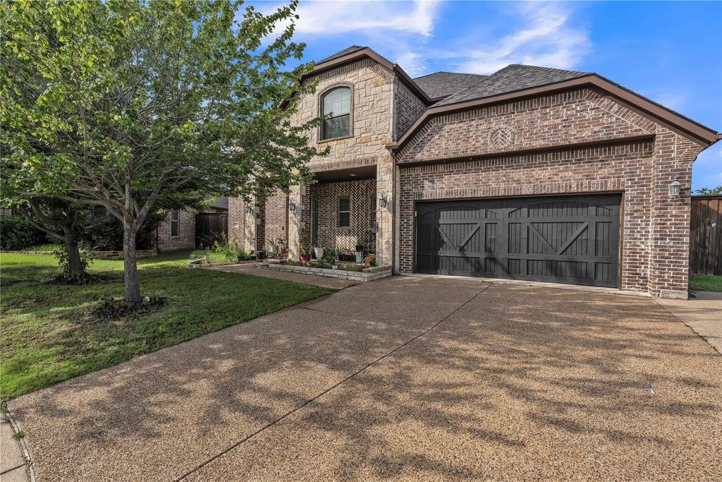 800 Goose Court, Forney