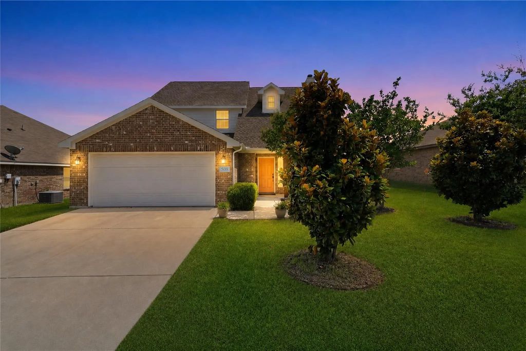 508 Kriston Drive, Azle