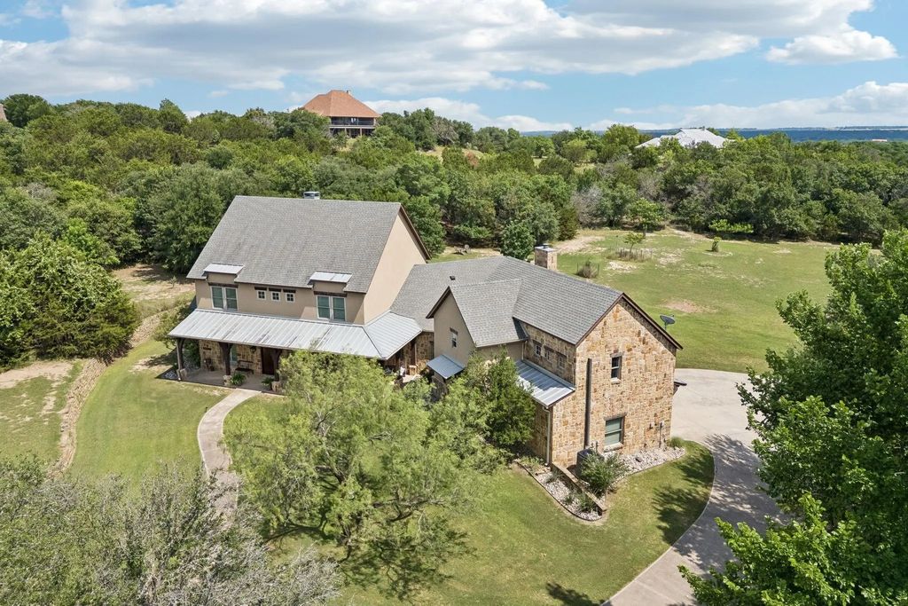206 Rodeo Drive, Azle