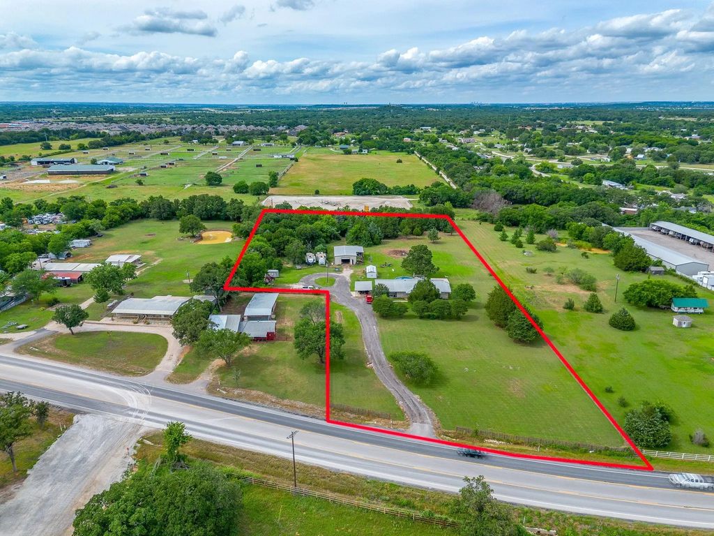 1532 W Fm 917, Joshua