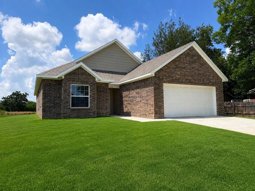 600 Crockett Drive, Cleburne