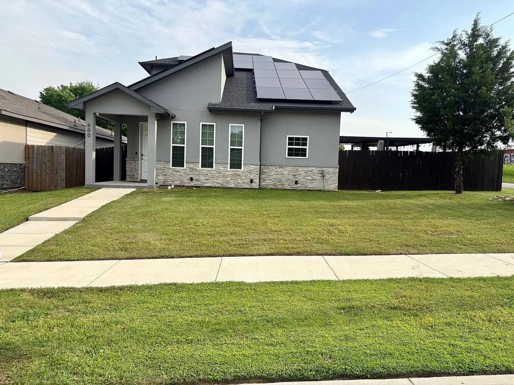 600 Atlanta Street, Fort Worth