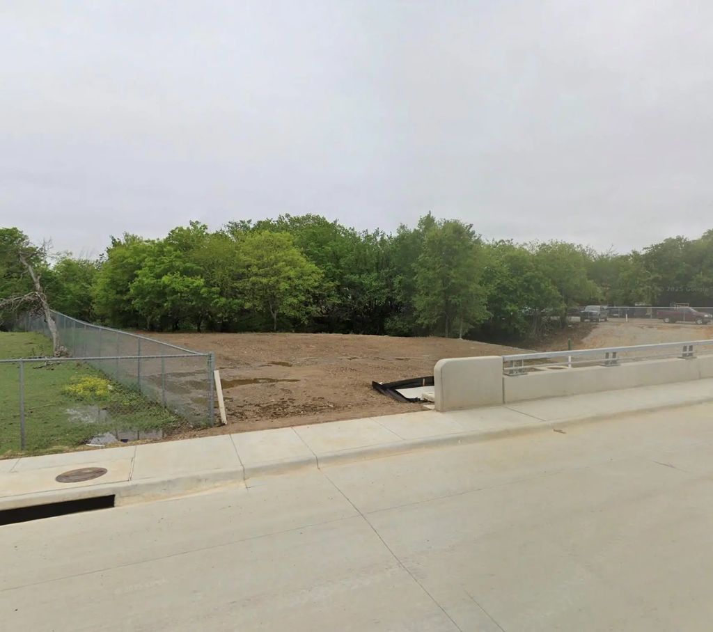 5060 Trentman Street, Fort Worth