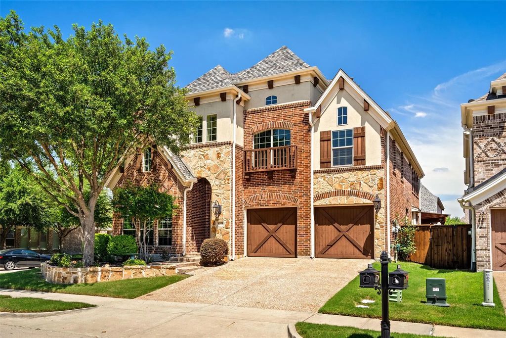 8255 Lindsay Gardens, The Colony