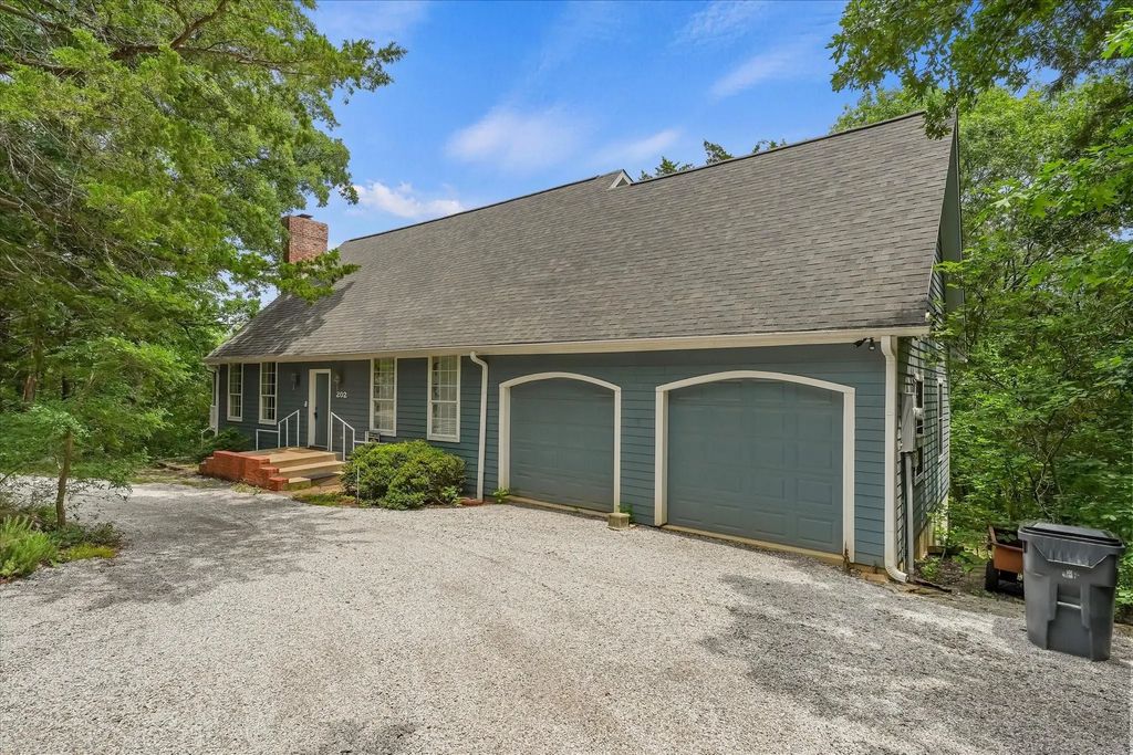 202 Fox Hollow, Pottsboro