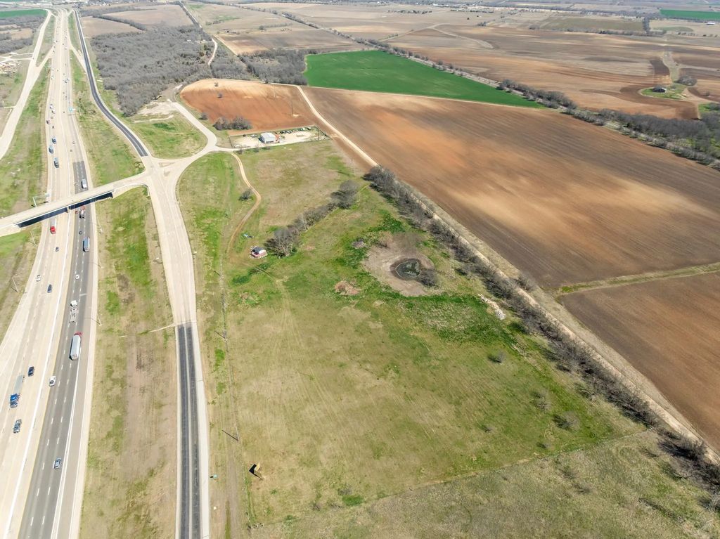 Tbd I-35, Abbott