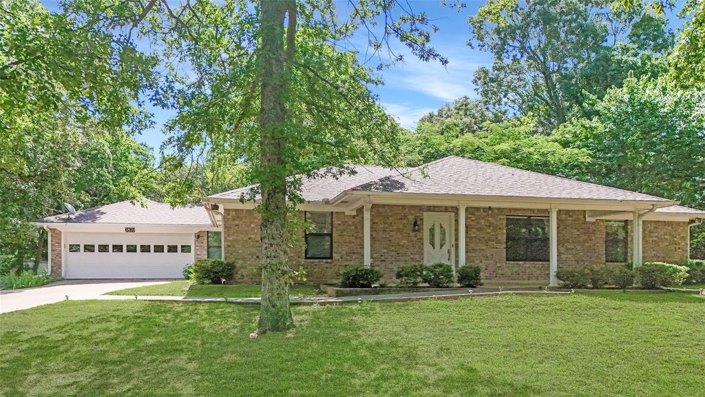 3870 County Road 45080, Arthur City