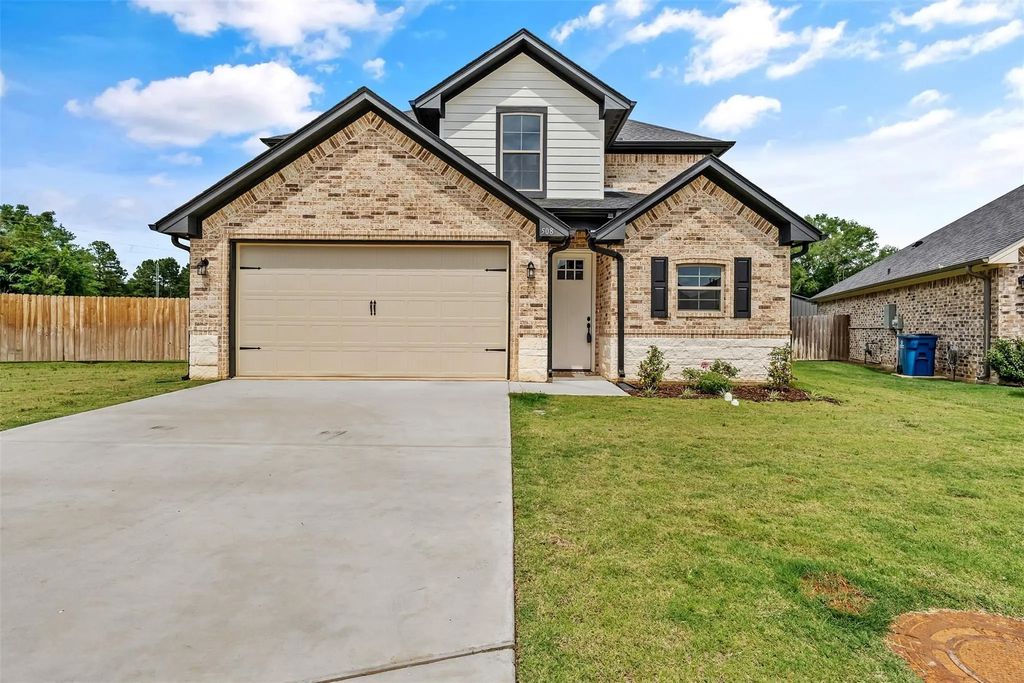508 Cornerstone, Lindale