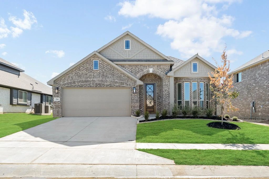 214 Seminole Trail, Alvarado