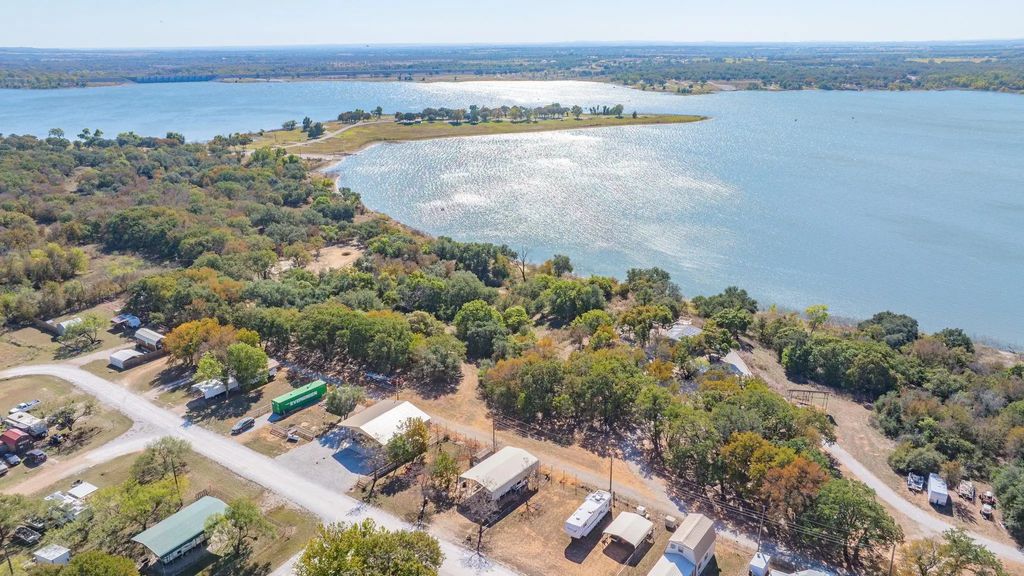 357 Discovery Bay Road, Comanche