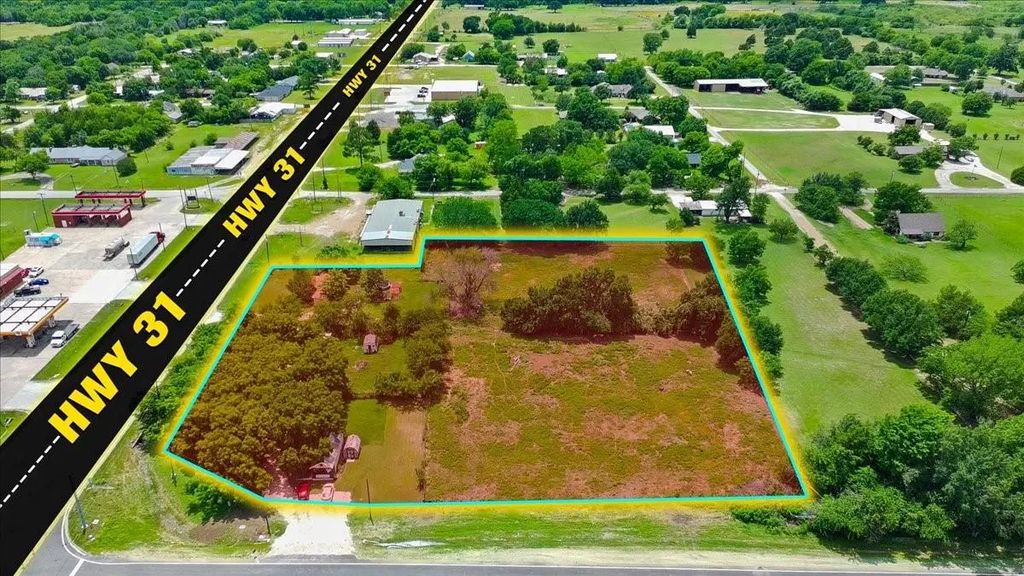 102 E Highway 31, Dawson