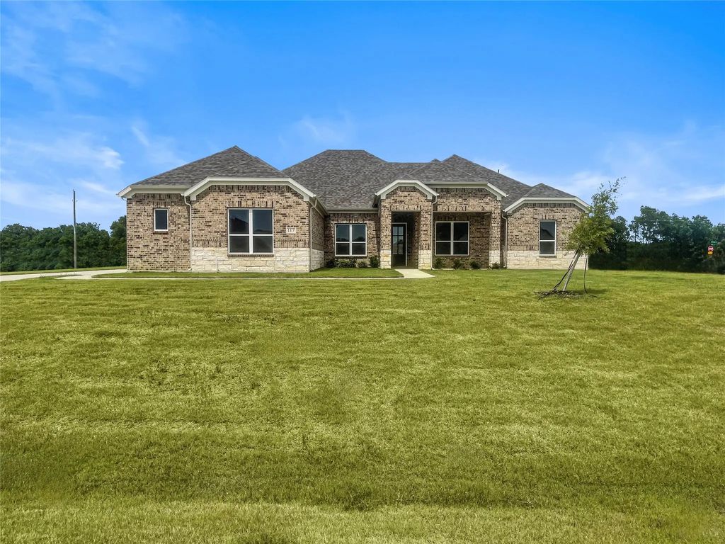 117 Aiden Drive, Waxahachie