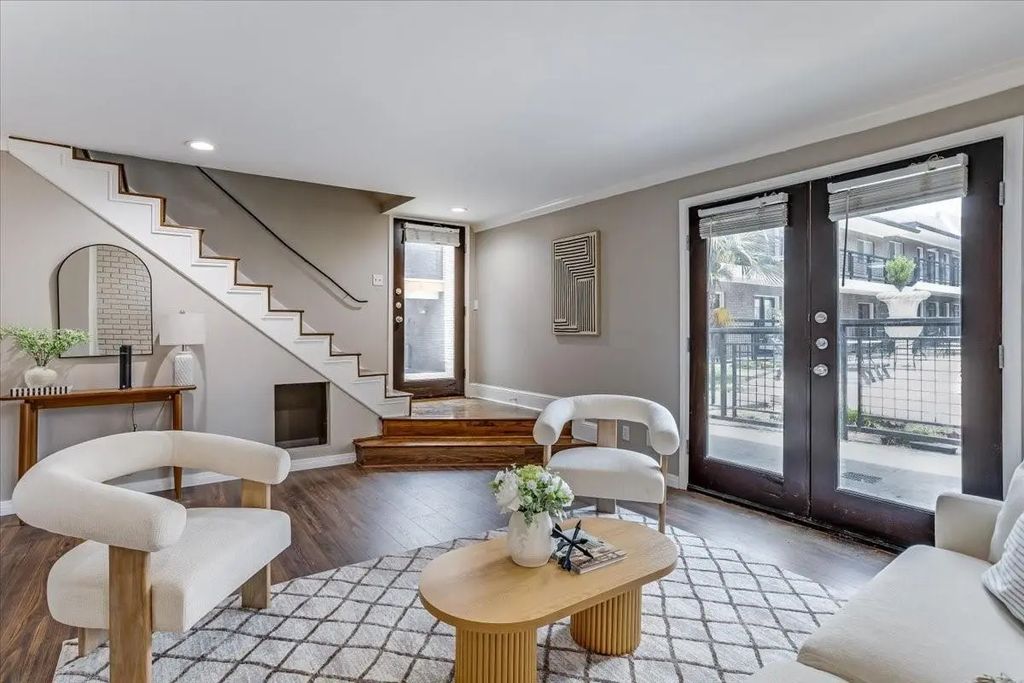10109 Regal Park Lane 117, Dallas