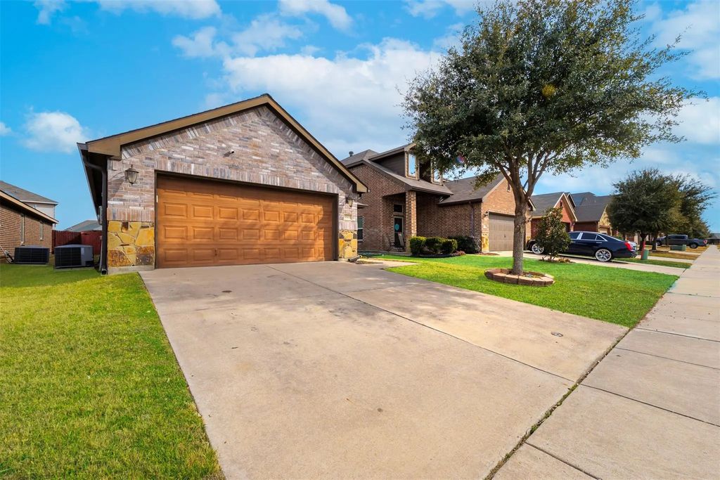 5505 Thunder Bay Drive, Fort Worth