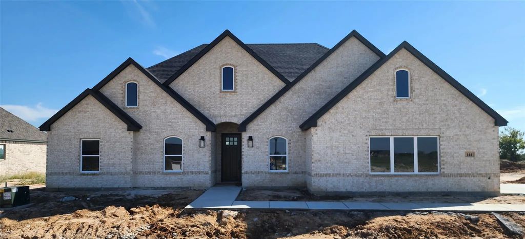 144 Passenger Way, Bridgeport