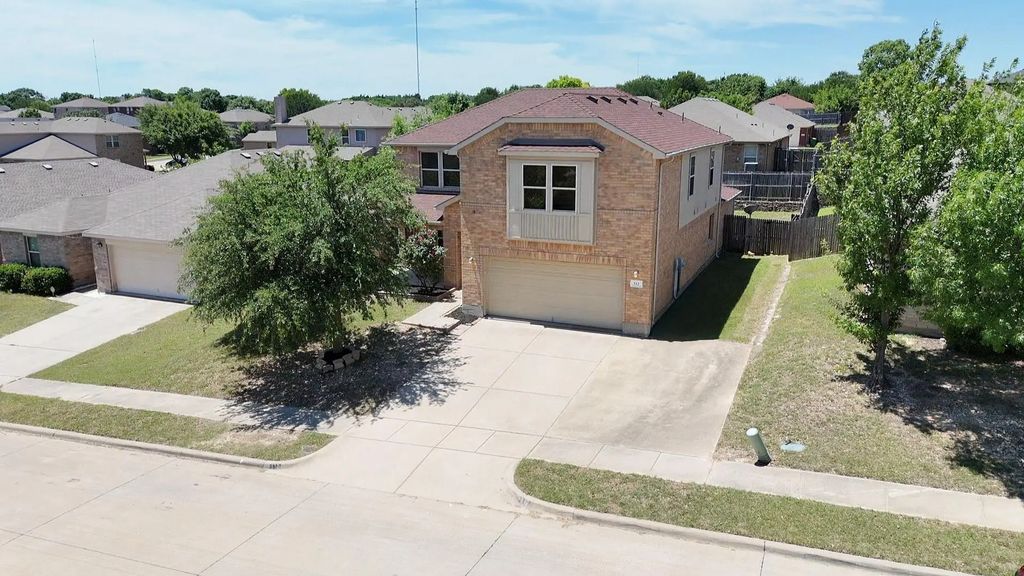 512 Tunnel Street, Cedar Hill