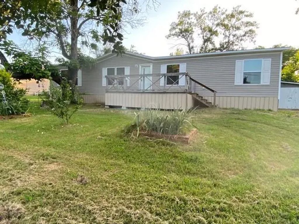 111 Pine Street, Ravenna