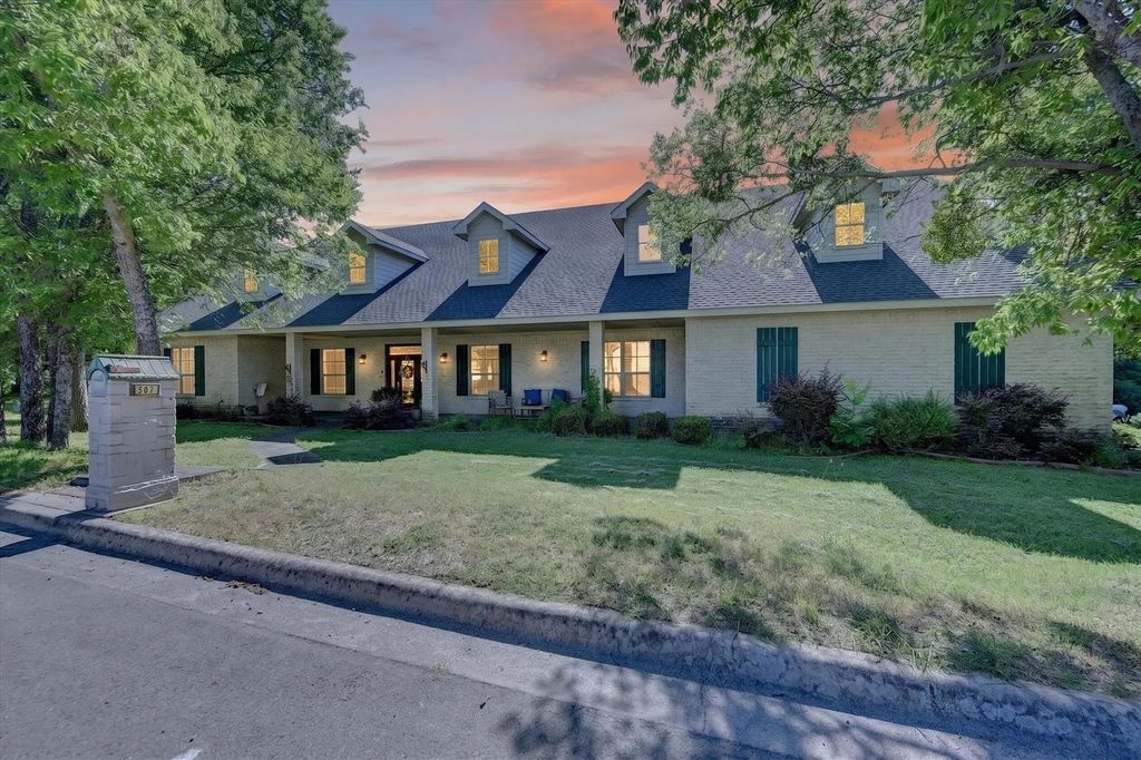 507 N State Street, Decatur
