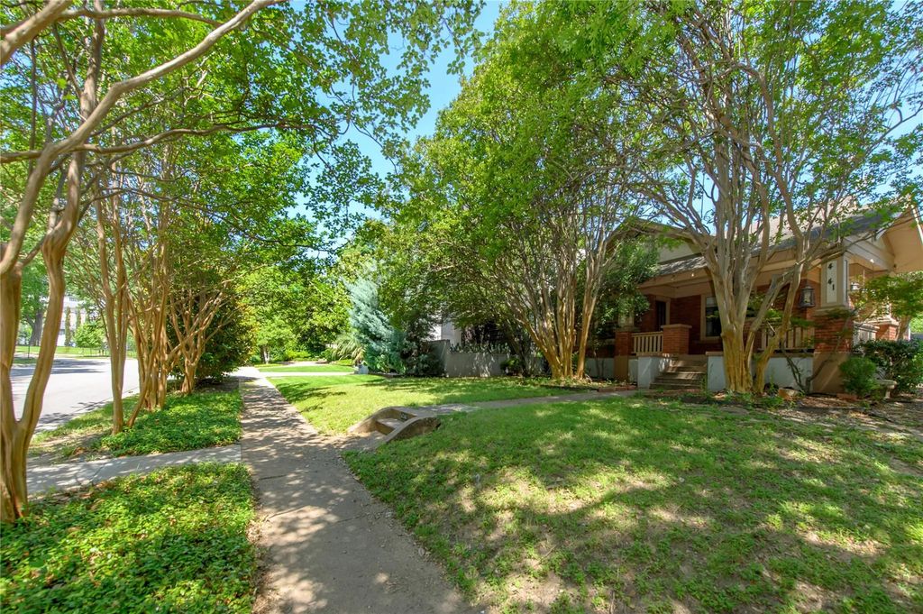 4341 Avondale Avenue, Dallas