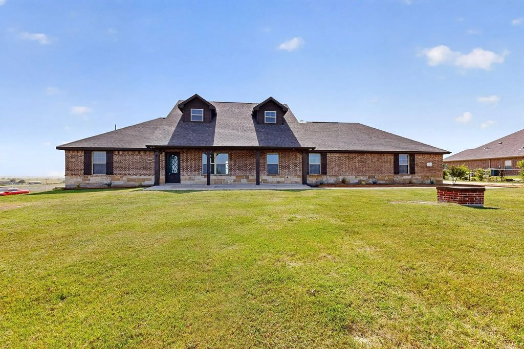 186 County Road 4430, Rhome