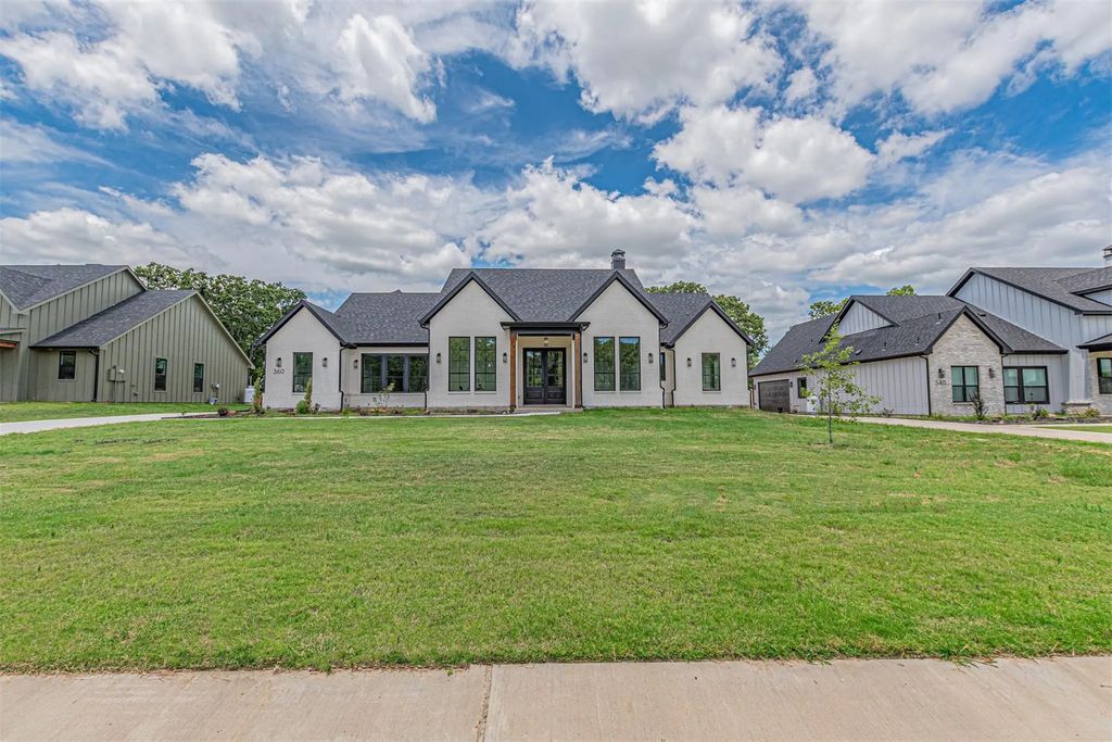 360 Dalton Road, Canton